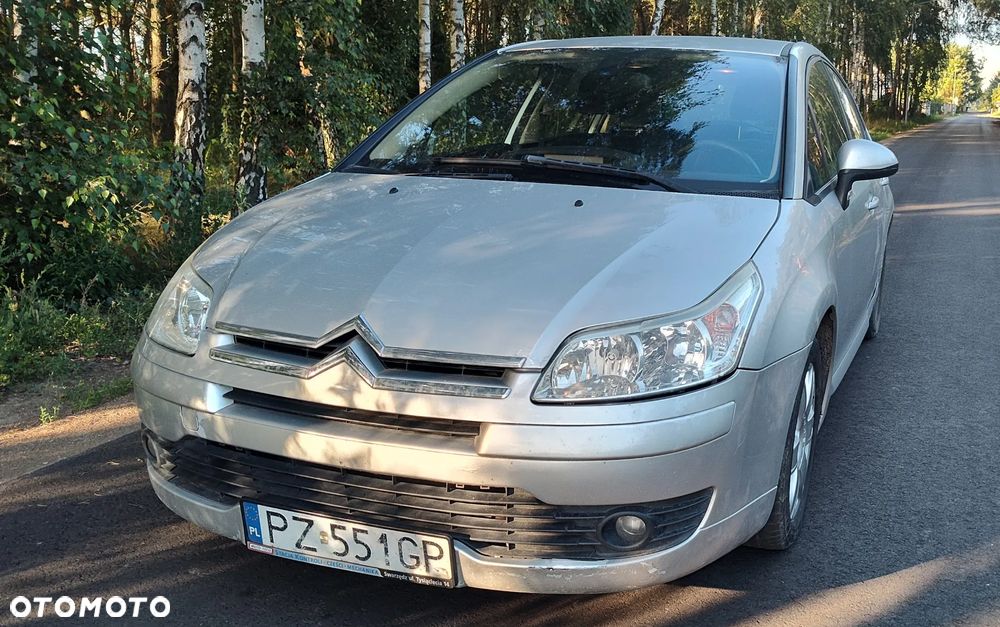 Citroën C4 1.6 HDi FAP EGS6 Confort - 6