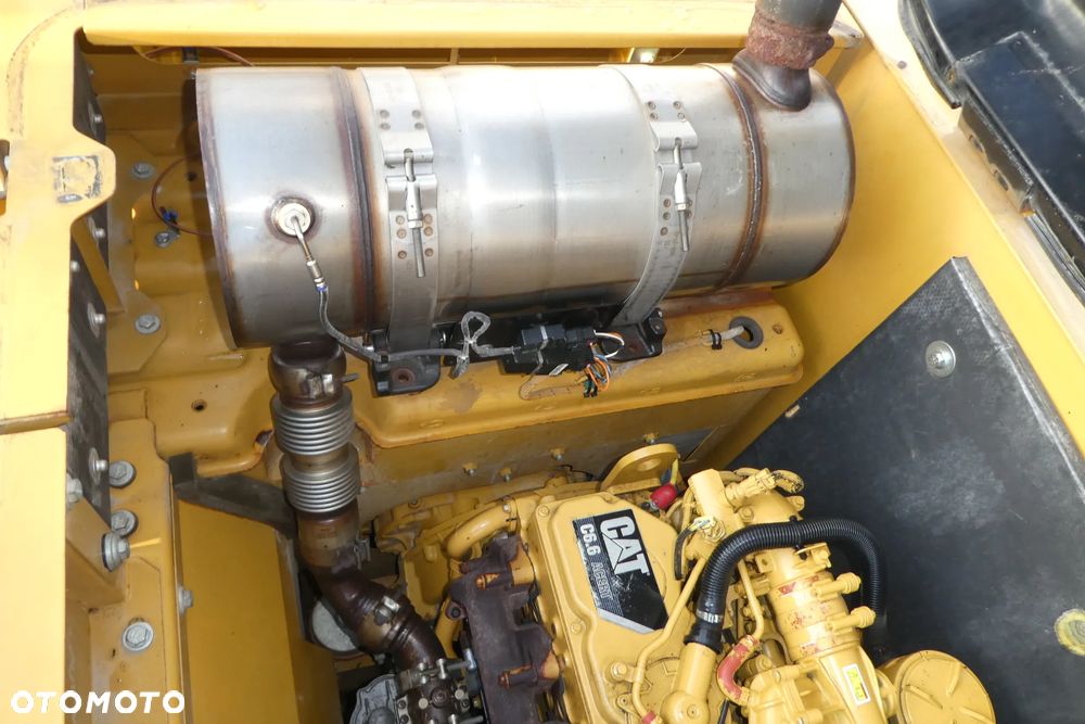 Caterpillar 323 EL Z NIEMIEC DWIE ŁYŻKI - 30