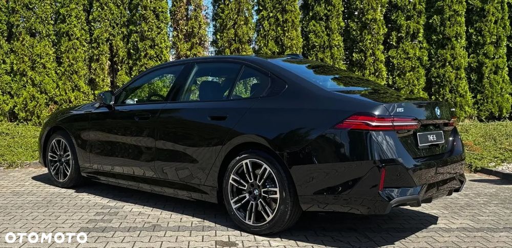 BMW i5 83.9kWh eDrive40 M Sport Edition - 3