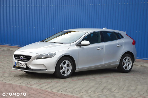 Volvo V40 D2 Drive-E Momentum