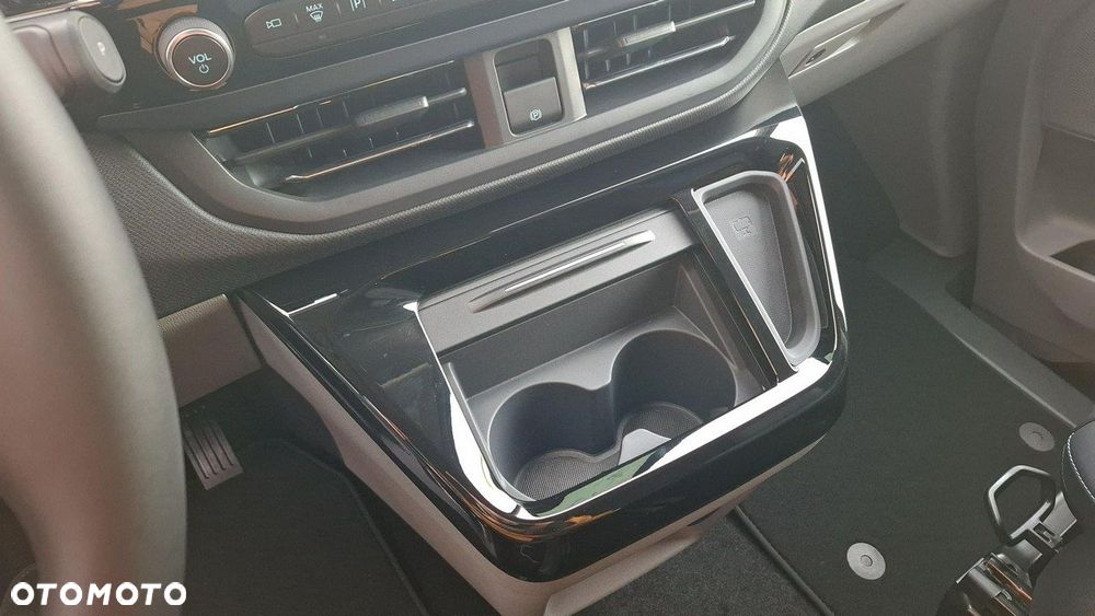 Ford Tourneo Custom - 6