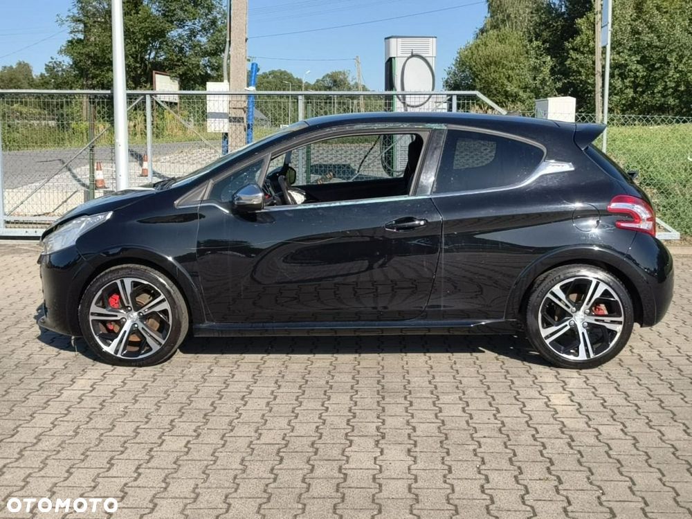 Peugeot 208 - 4