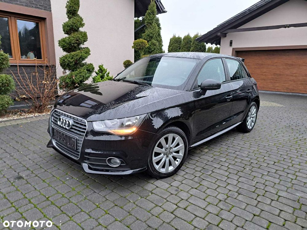 Audi A1 Sportback 1.2 TFSI S line Sportpaket - 1