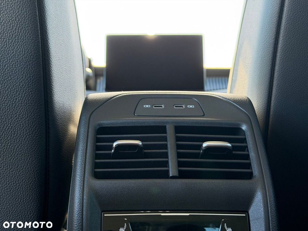 Skoda Superb 2.0 TDI SCR 4x4 L&K DSG - 20