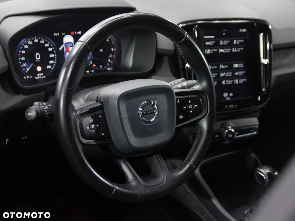 Volvo XC 40 - 27