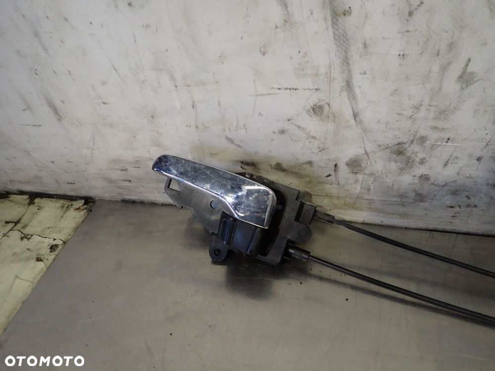 ZAMEK LEWY PRZÓD DRZWI KLAMKA MITSUBISHI LANCER VIII - 6