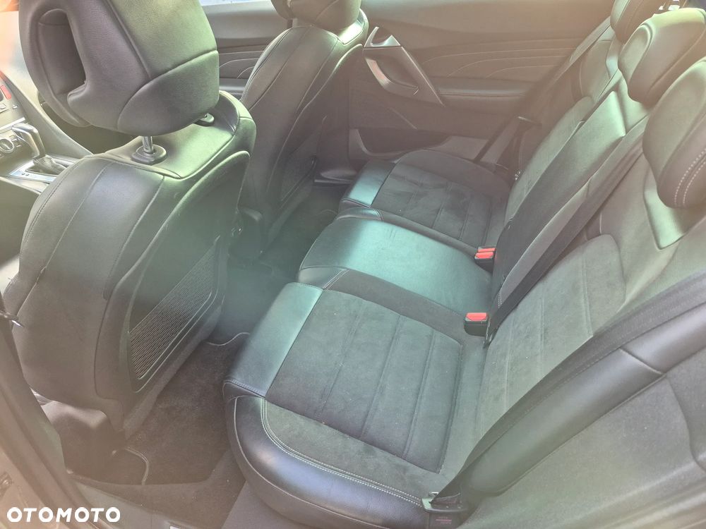 Citroën DS5 2.0 BlueHDi SoChic EAT6 - 18