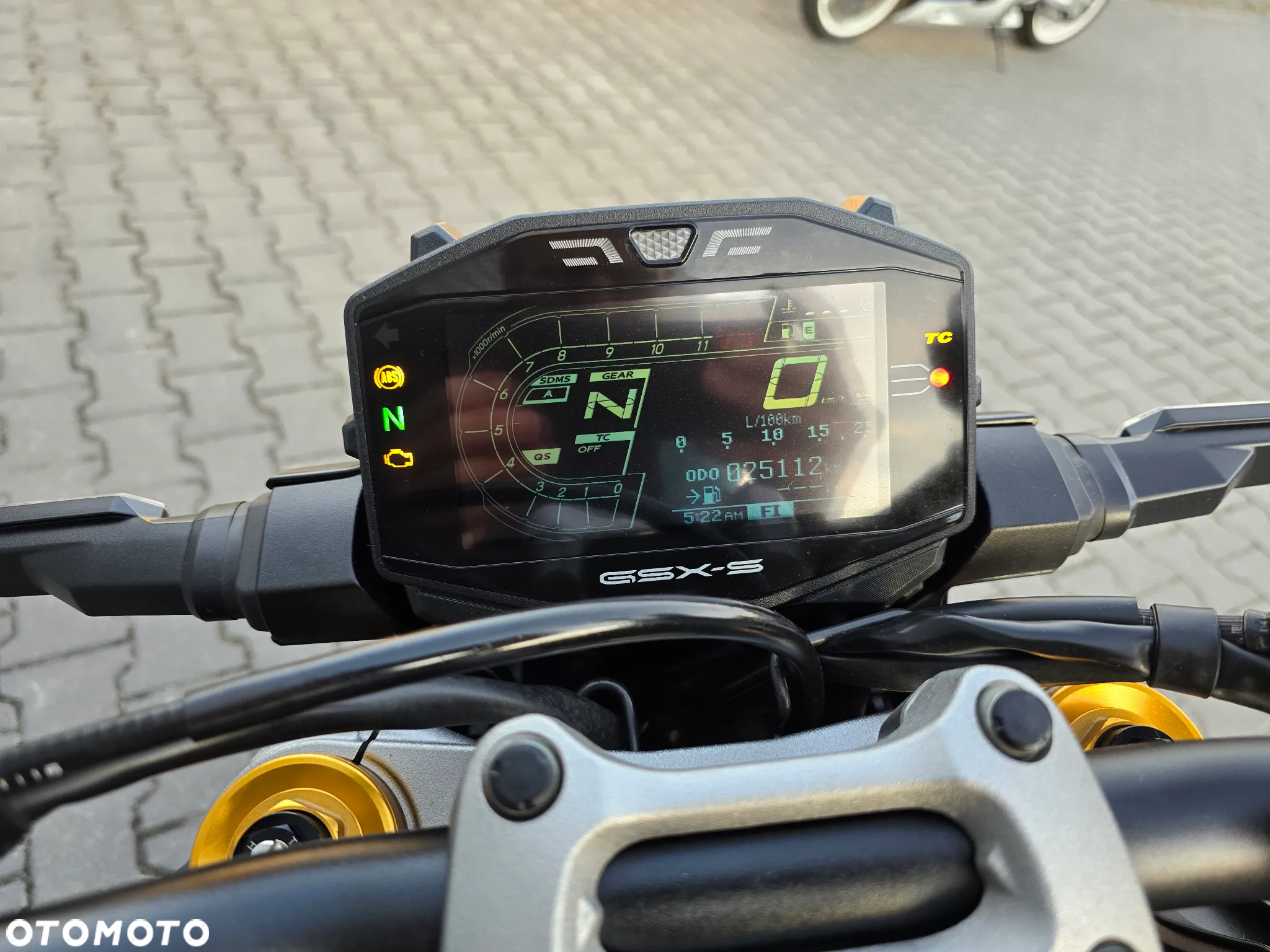 Suzuki GSX - 8