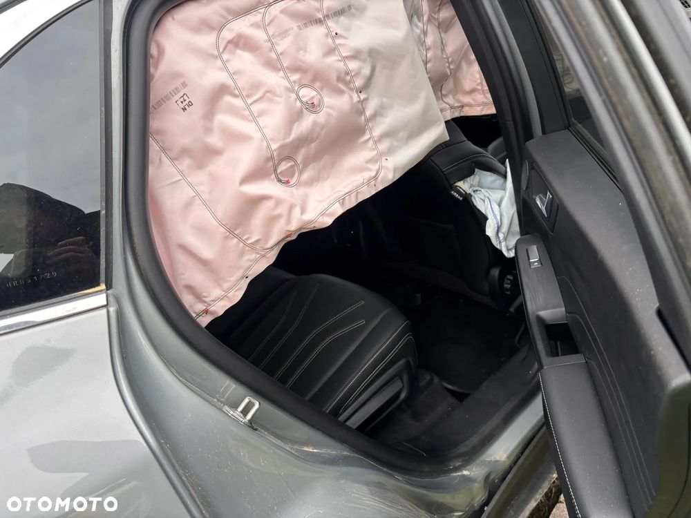 Ford Kuga - 16