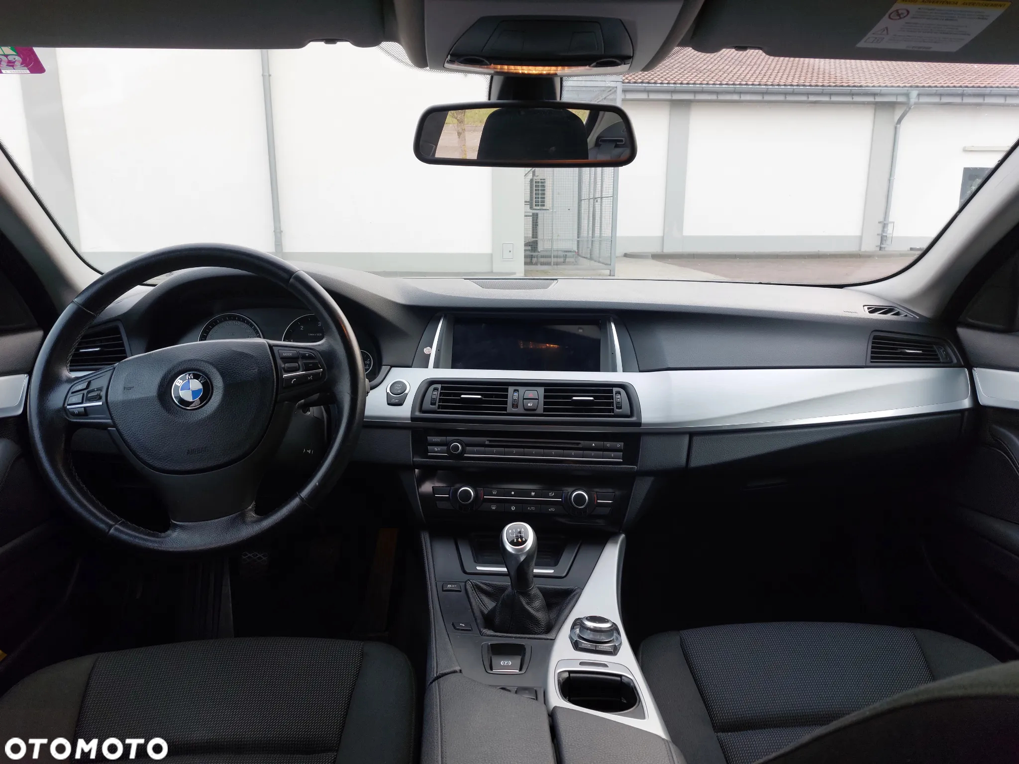 BMW Seria 5 520d - 6
