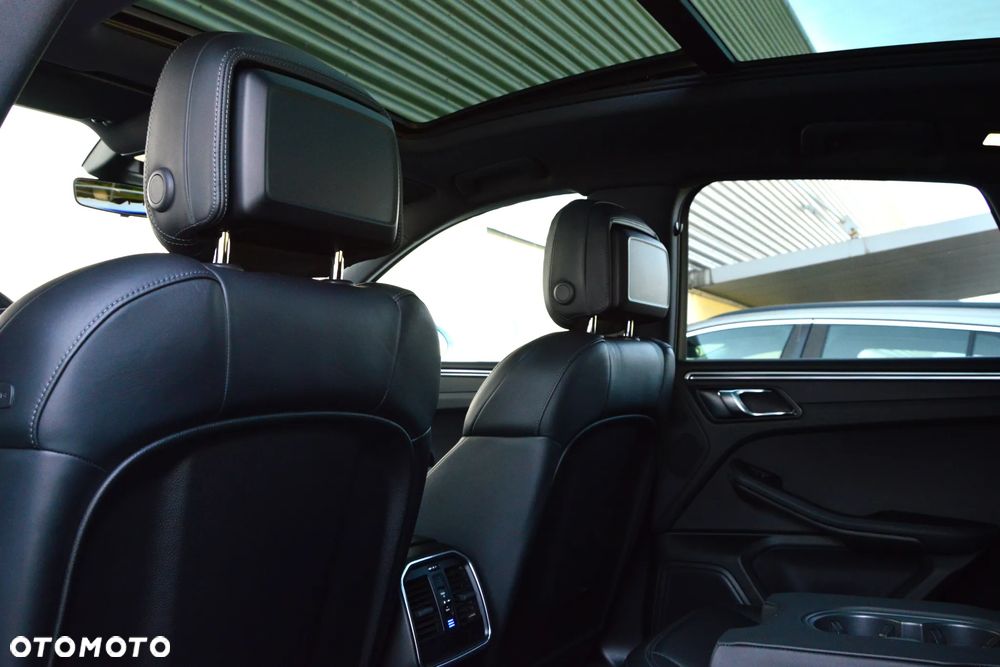 Porsche Macan Standard - 19