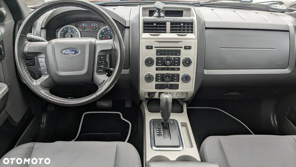 Ford Escape - 26