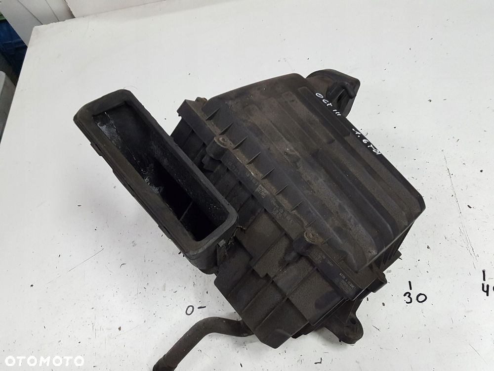 OCTAVIA 3 III 1.6 TDI CLH OBUDOWA FILTRA POWIETRZA - 4