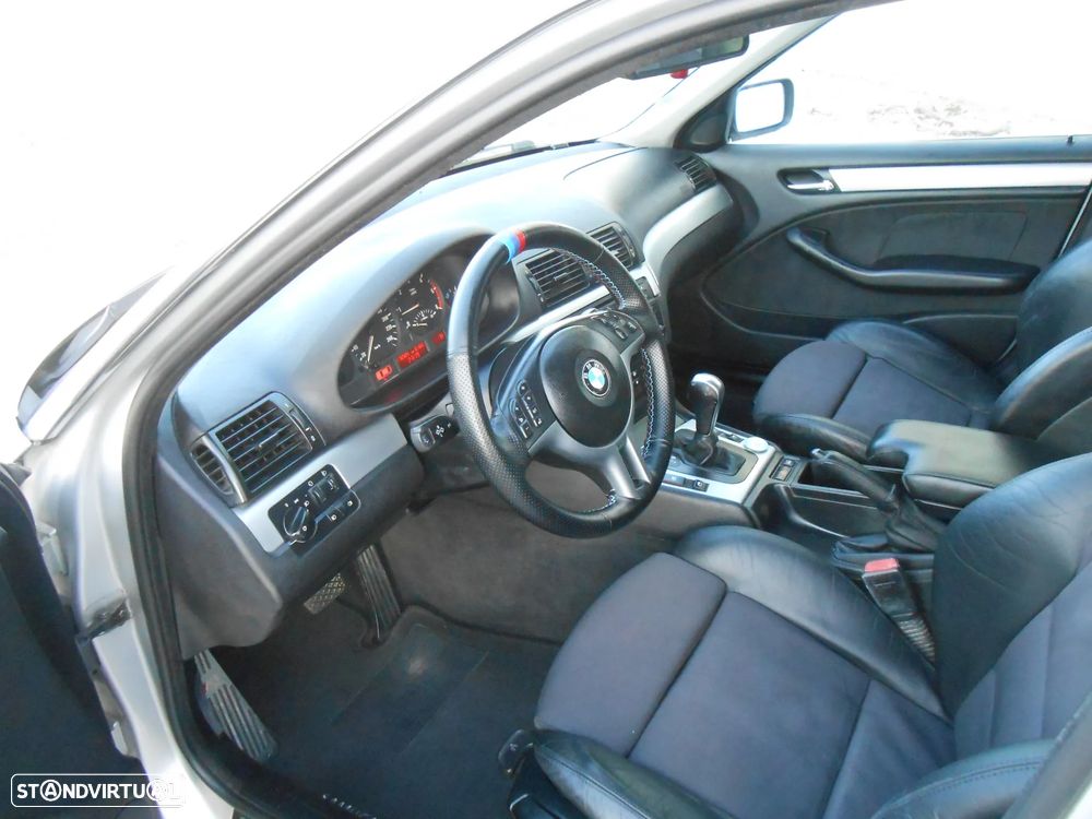 BMW 330 d Touring - 12