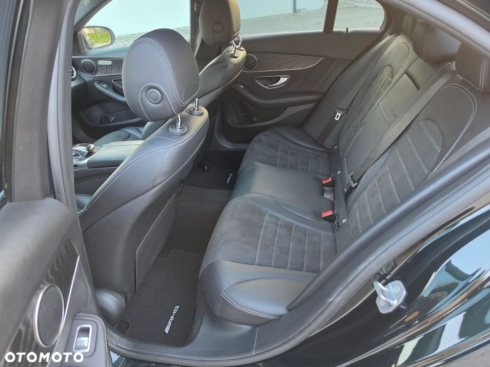 Mercedes-Benz Klasa C 220 d 4MATIC 9G-TRONIC - 11