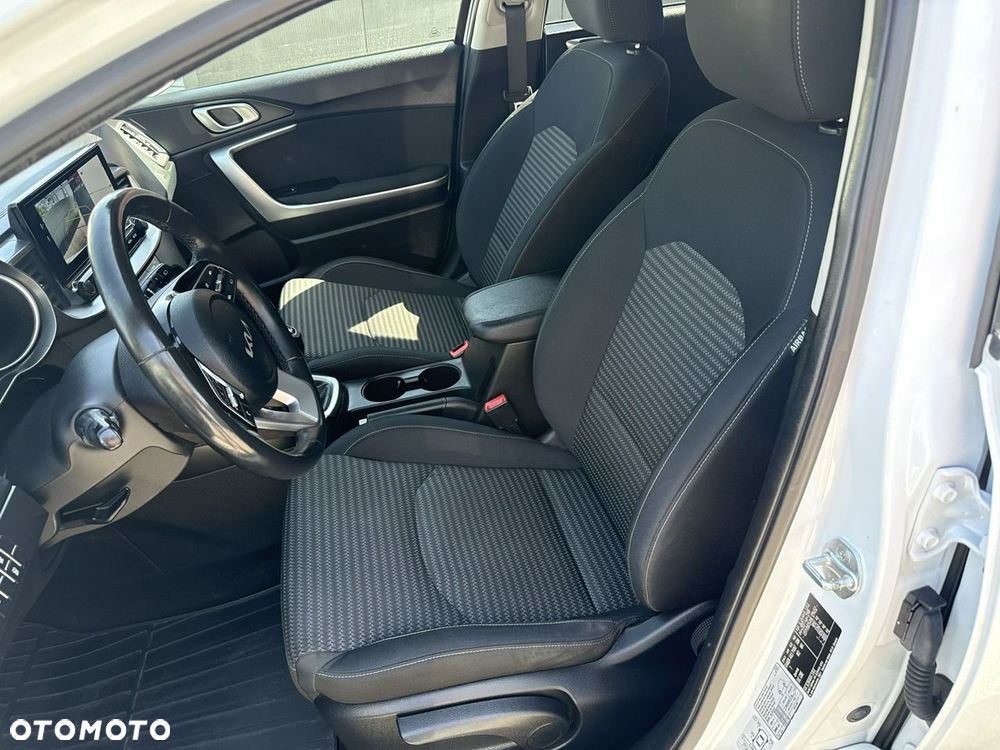 Kia Ceed - 17