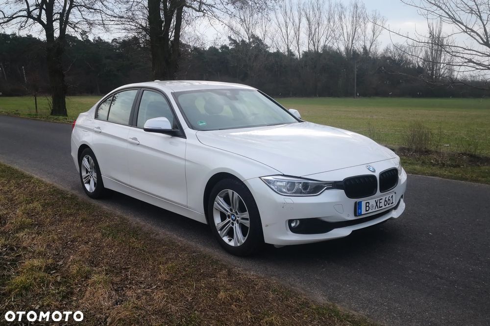 BMW Seria 3 318d DPF - 3