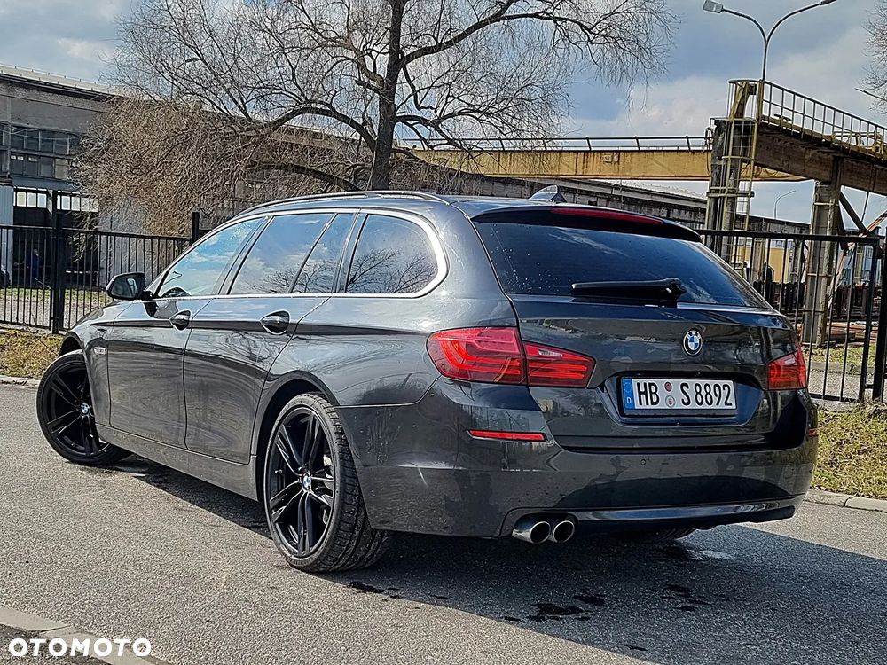 BMW Seria 5 520d Luxury Line sport - 3