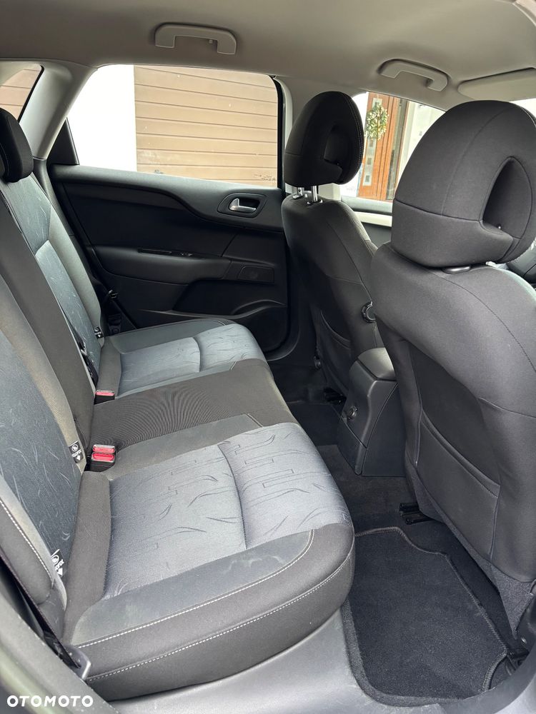 Citroën C4 e-HDi 115 ETG6 Selection - 28