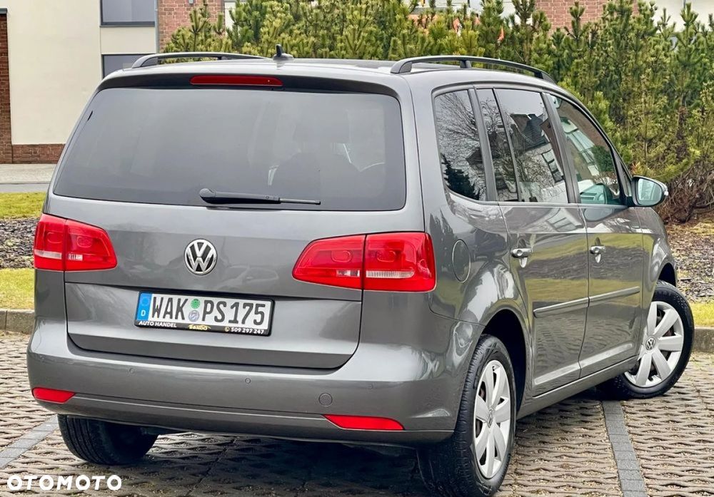 Volkswagen Touran 2.0 TDI DSG Highline - 11