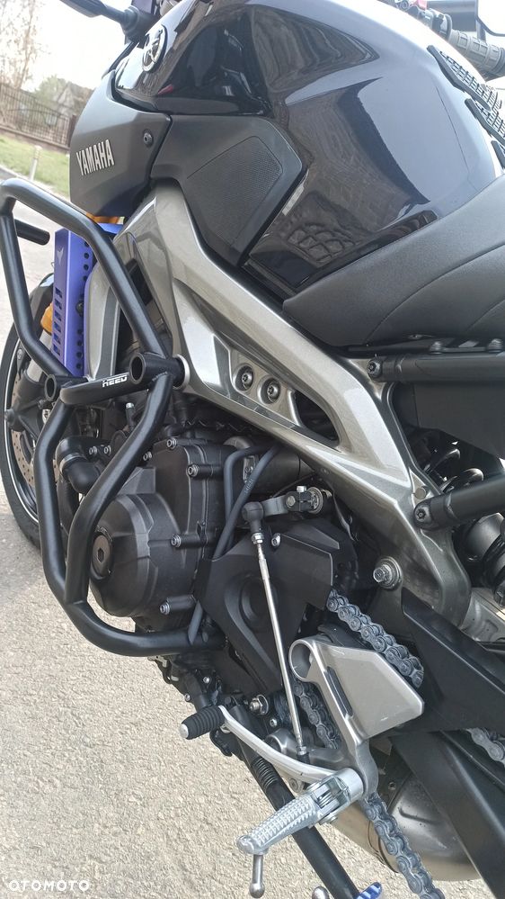 Yamaha MT - 17