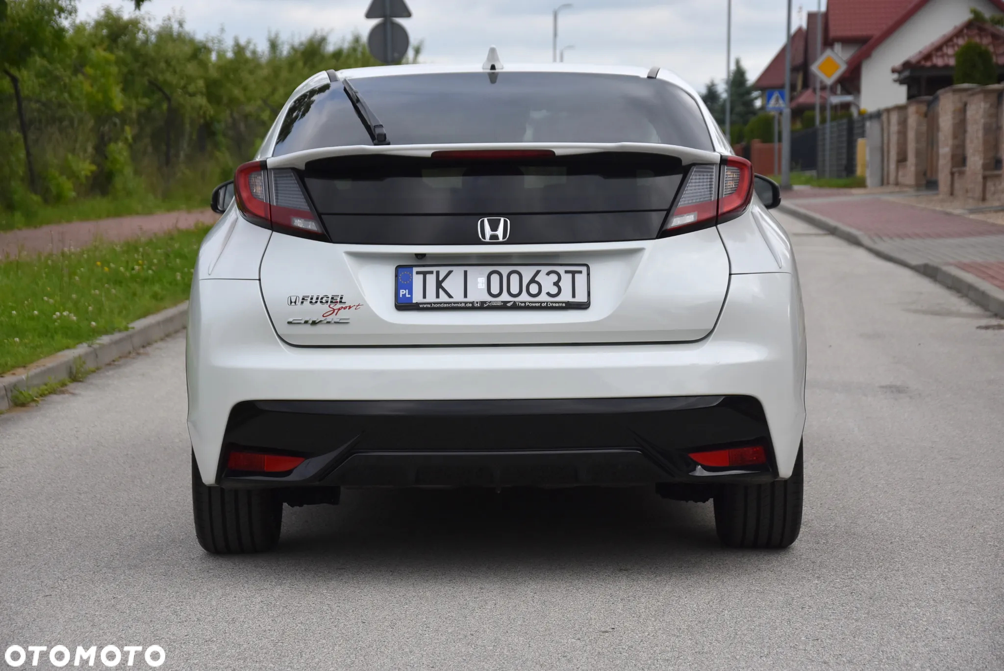 Honda Civic 1.8 i-VTEC Sport Black Edition - 9