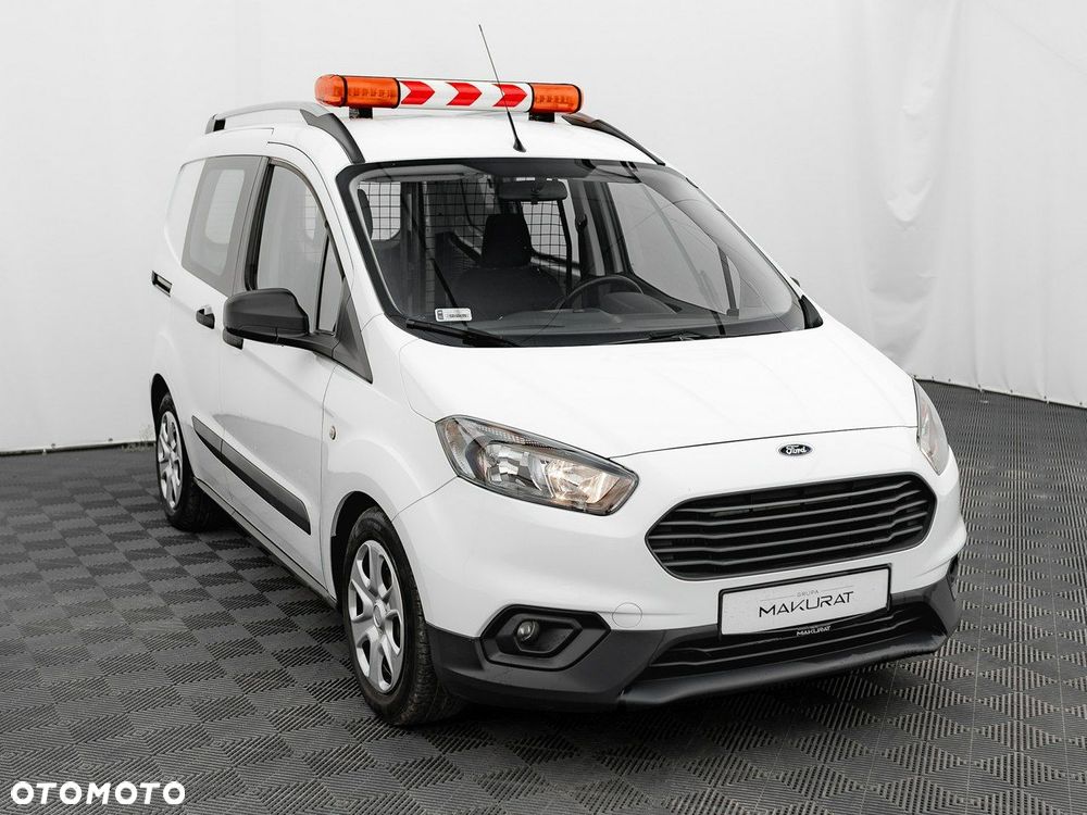 Ford Transit Courier - 4