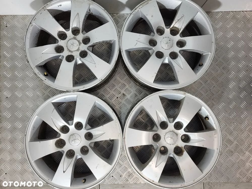 Mitsubishi L200 IV Felgi Aluminiowe 17 - 1