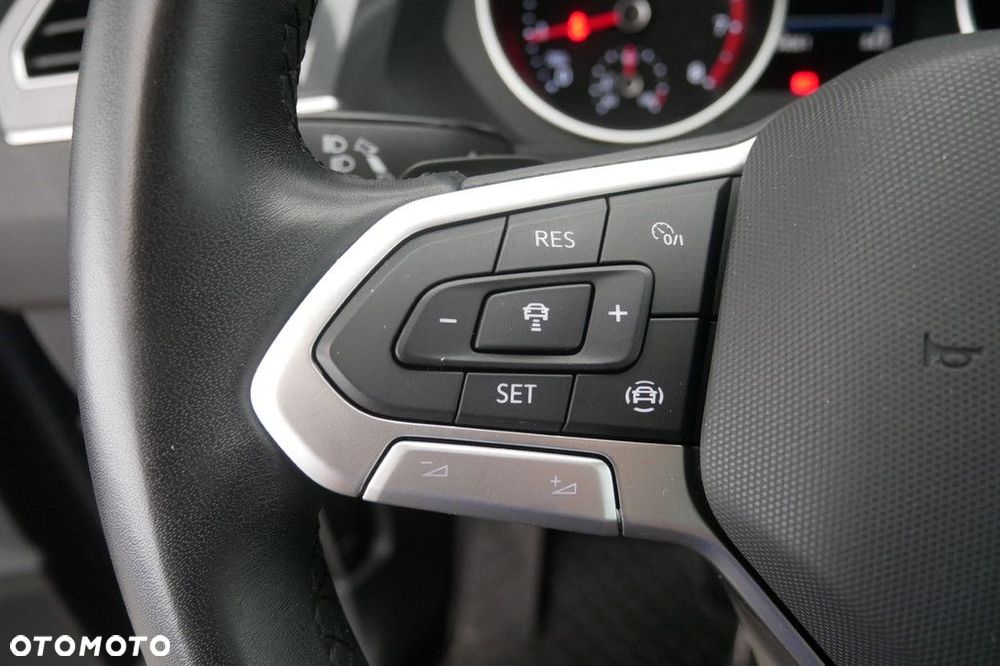 Volkswagen Tiguan 1.5 TSI EVO Life DSG - 24