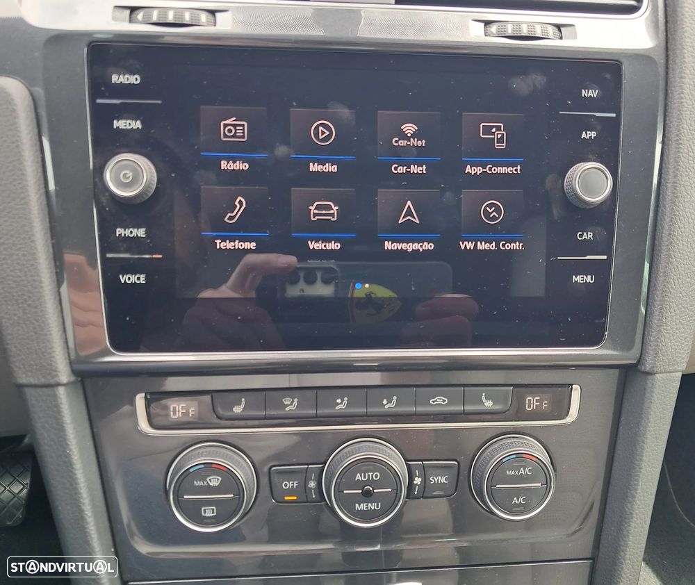 Volkswagen Golf Variant 1.6 TDi Confortline DSG — fotografia 7