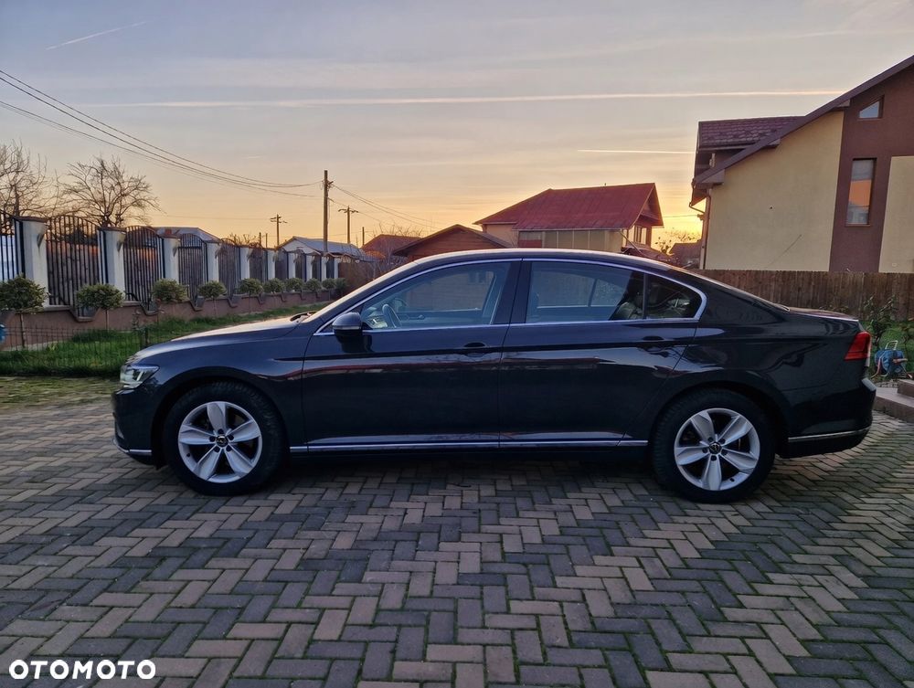 Volkswagen Passat 2.0 TDI SCR DSG Highline - 5
