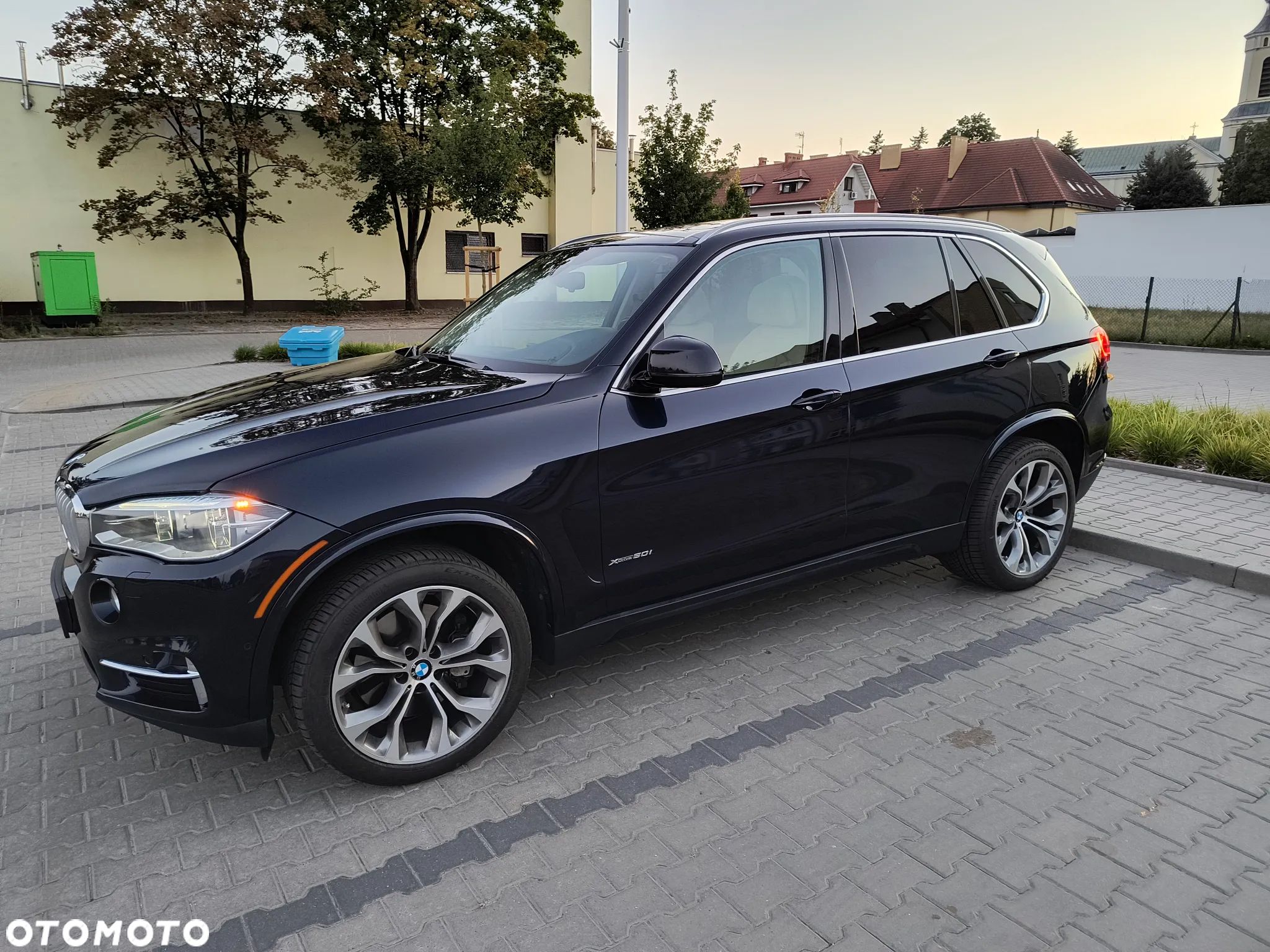 BMW X5 xDrive50i - 1