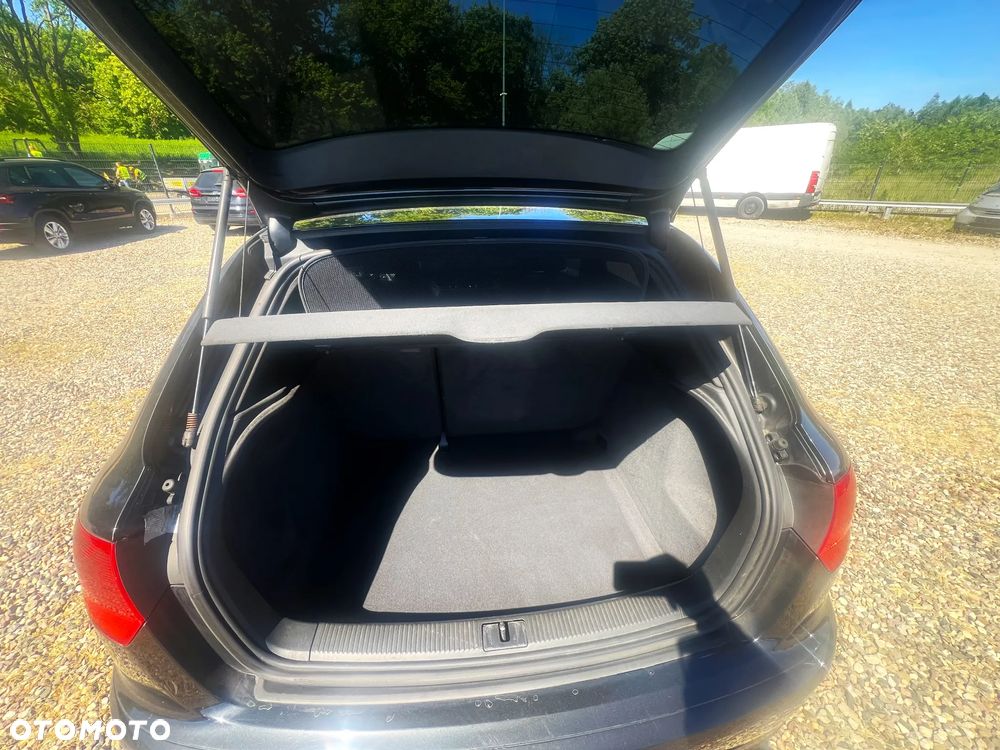 Audi A3 Sportback 2.0 TDI S line Sportpaket plus - 8