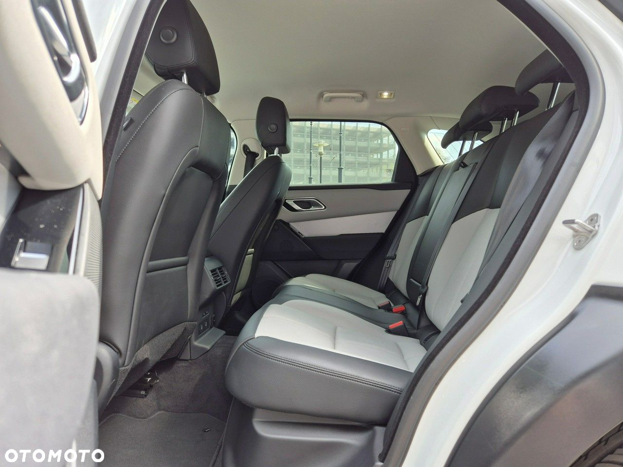 Land Rover Range Rover Velar - 15