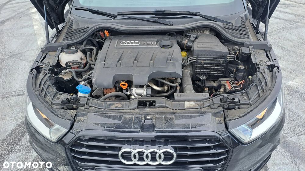 Audi A1 Sportback 1.6 TDI S tronic Attraction - 10