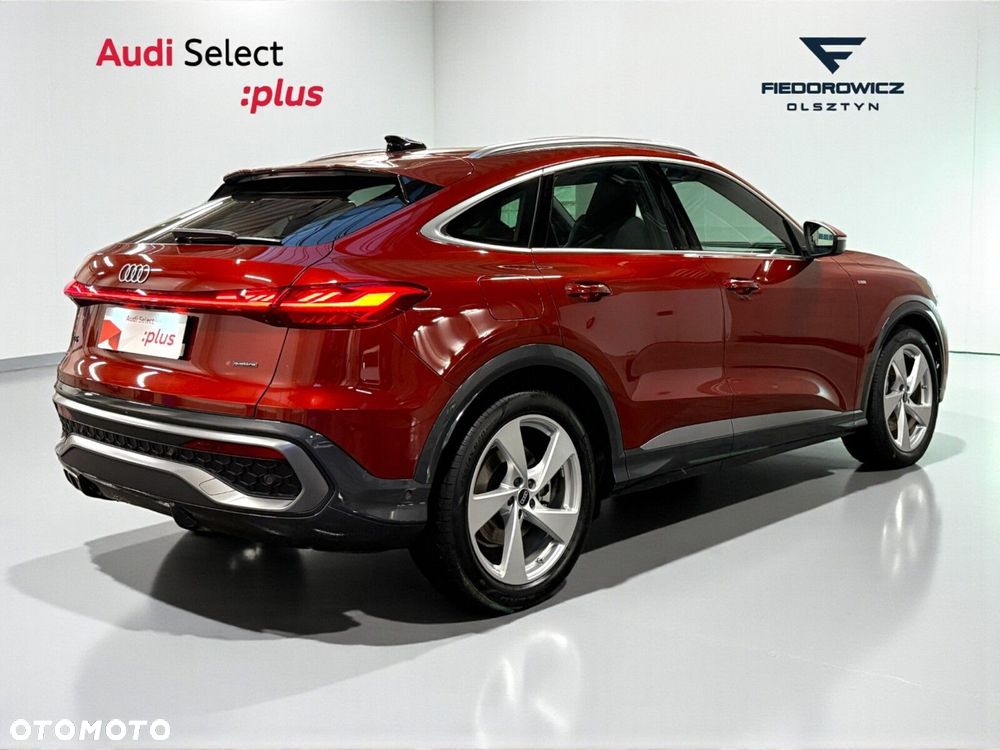 Audi Q5 Sportback - 12
