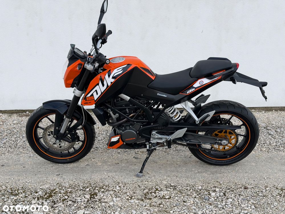 KTM Duke - 17