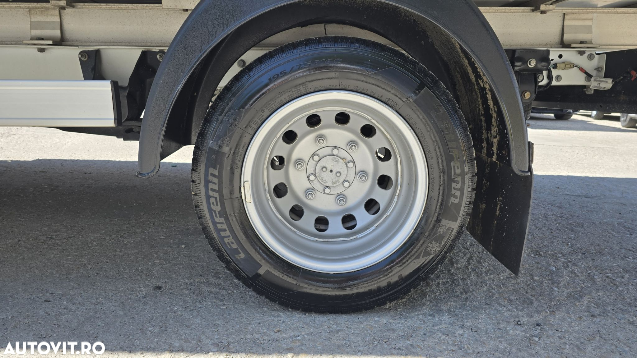 Ford Transit - 22