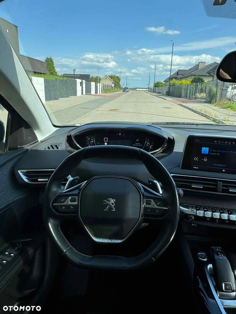 Peugeot 5008 1.5 BlueHDI Allure S&S EAT8 - 21