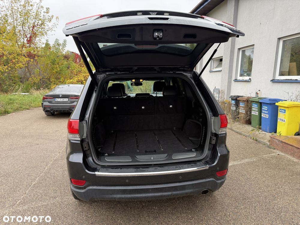 Jeep Grand Cherokee - 8