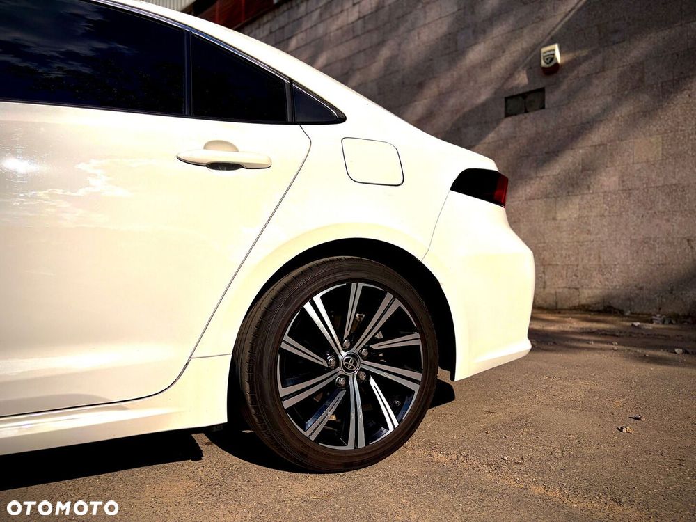 Toyota Corolla - 8