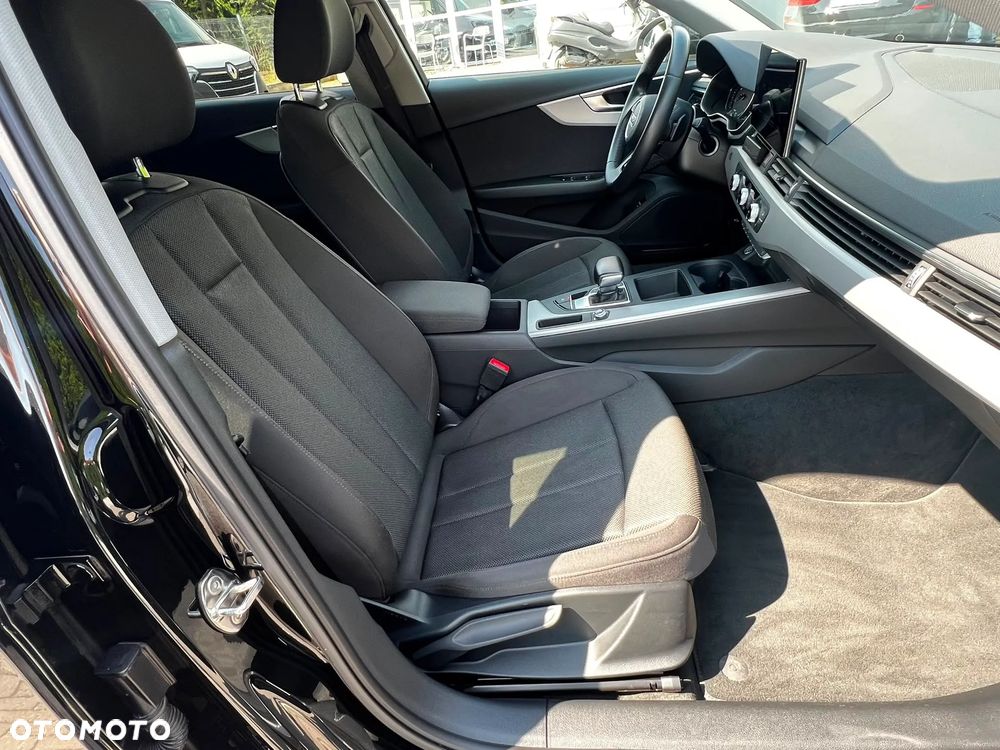 Audi A4 Avant 30 TDI S tronic - 20