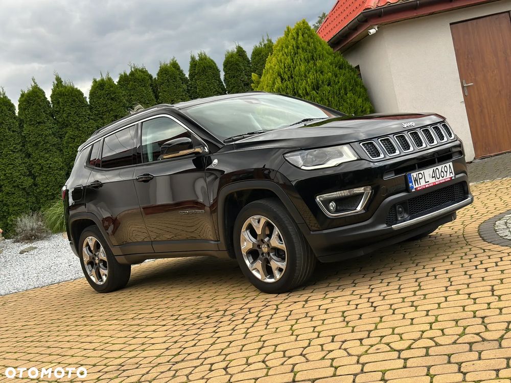 Jeep Compass - 36