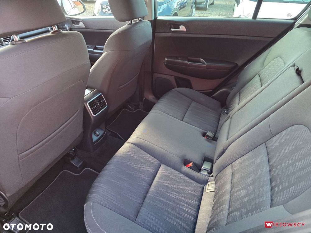Kia Sportage - 16