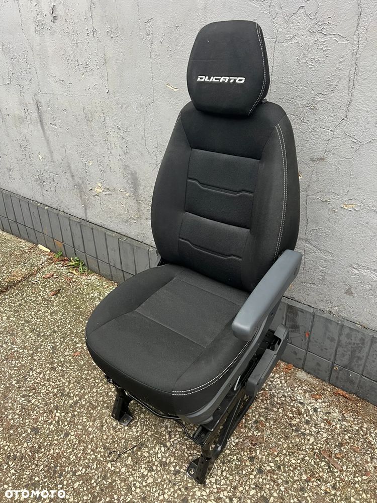Ducato Jumper Boxer 2022-2025r Fotel prawy Pasazera - 2