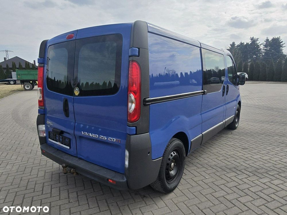 Opel Vivaro - 7