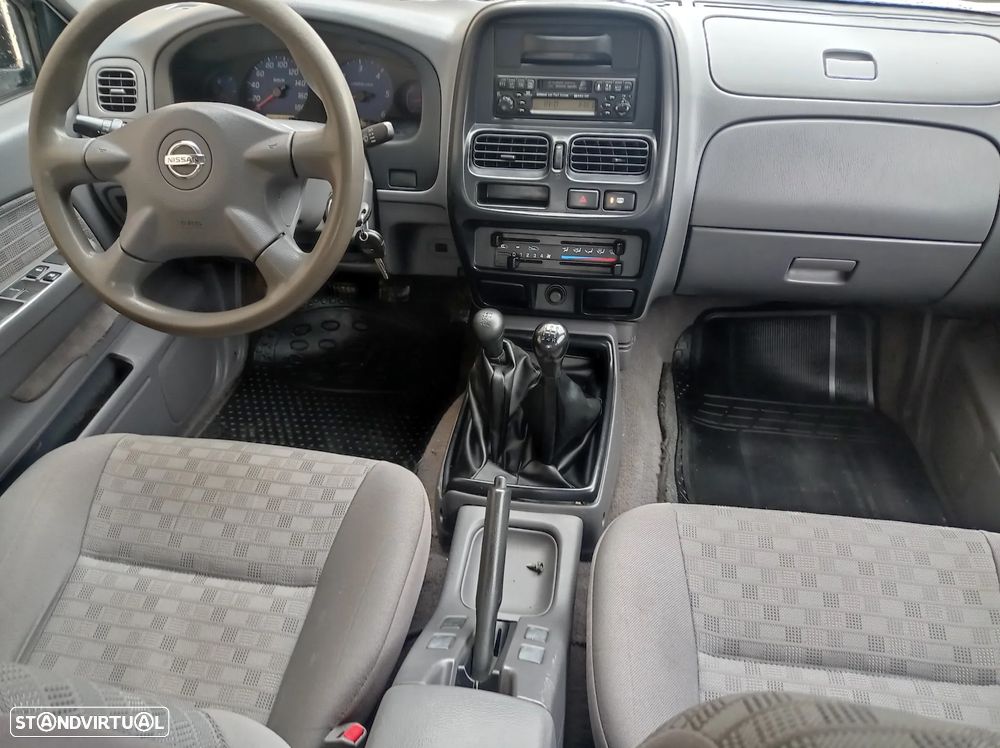Nissan Pick Up 2.5 TD CD - 8