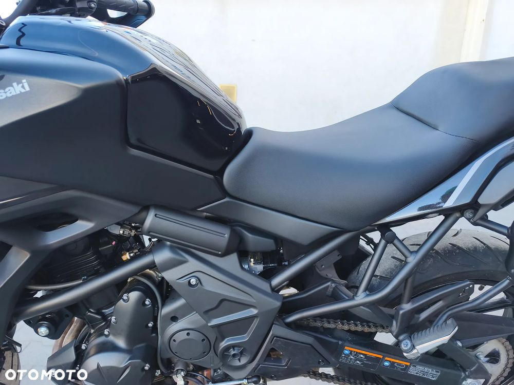 Kawasaki Versys 650 - 12