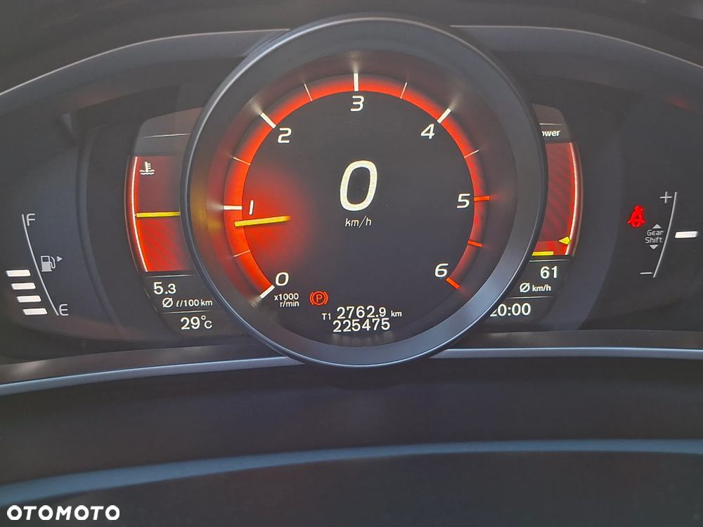 Volvo V40 D2 RDesign - 28
