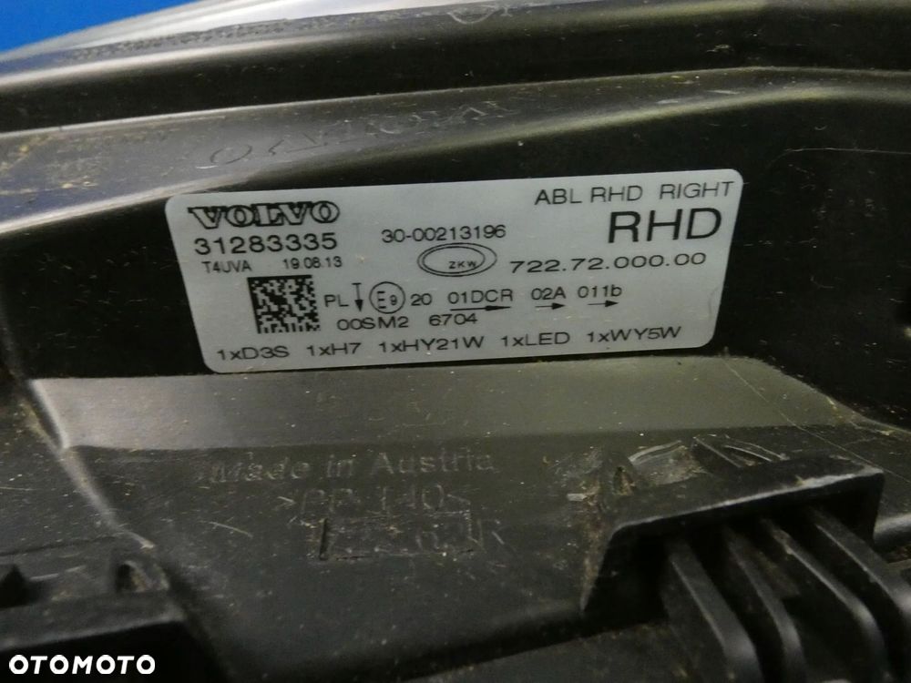 VOLVO V40 II LAMPA PRAWA PRAWY PRZÓD PRZEDNIA XENON ANGLIK - 5